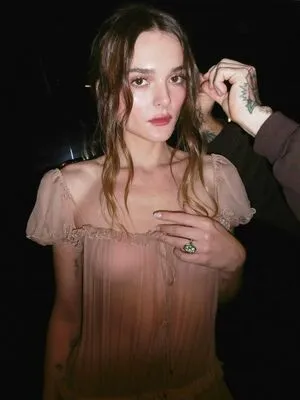 Charlotte Lawrence OnlyFans Leaked Free Thumbnail Picture - #7scWWDpUse