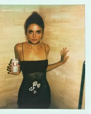 Charlotte Lawrence OnlyFans Leaked Free Thumbnail Picture - #9Fdk8MWHJs
