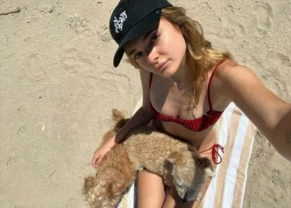 Charlotte Lawrence OnlyFans Leaked Free Thumbnail Picture - #9nhOCkLOKK