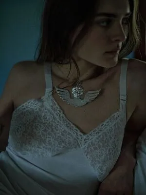 Charlotte Lawrence OnlyFans Leaked Free Thumbnail Picture - #AjBT75W4x5