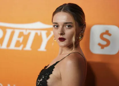 Charlotte Lawrence OnlyFans Leaked Free Thumbnail Picture - #C6gLTFwSbe