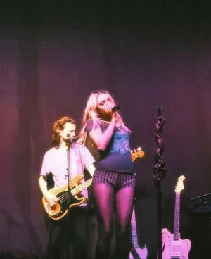 Charlotte Lawrence OnlyFans Leaked Free Thumbnail Picture - #LFmITSzKYL