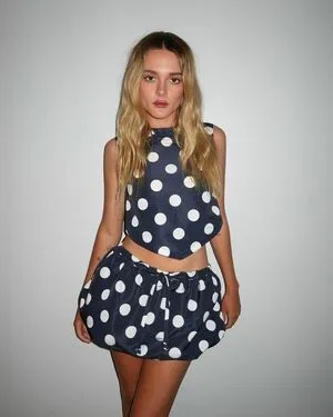 Charlotte Lawrence OnlyFans Leaked Free Thumbnail Picture - #O7RqO4ouzv