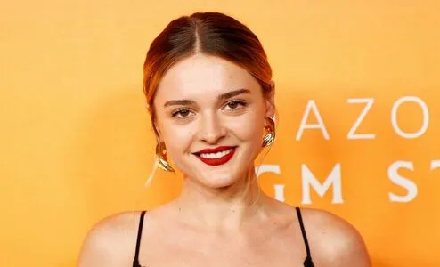 Charlotte Lawrence OnlyFans Leaked Free Thumbnail Picture - #PDYQAIgrgf