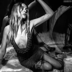 Charlotte Lawrence OnlyFans Leaked Free Thumbnail Picture - #UyZWQuRgYQ