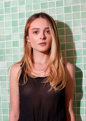 Charlotte Lawrence OnlyFans Leaked Free Thumbnail Picture - #Xh1BQ67li0