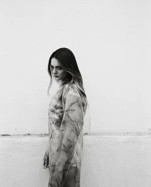 Charlotte Lawrence OnlyFans Leaked Free Thumbnail Picture - #Z6aeklA6Um