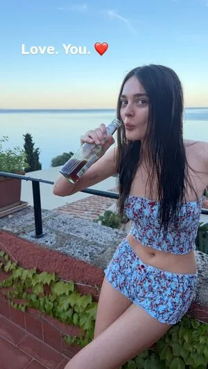 Charlotte Lawrence OnlyFans Leaked Free Thumbnail Picture - #f2k2InbLc5