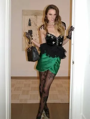 Charlotte Lawrence OnlyFans Leaked Free Thumbnail Picture - #fwzPP6HeWb