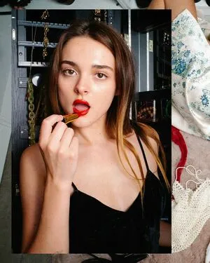 Charlotte Lawrence OnlyFans Leaked Free Thumbnail Picture - #l1epQsah4c