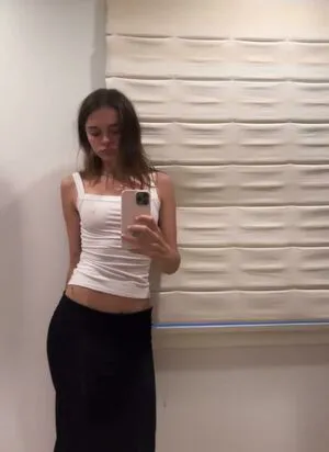 Charlotte Lawrence OnlyFans Leaked Free Thumbnail Picture - #l5EF97vWBr