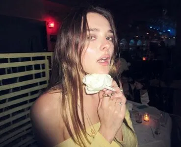 Charlotte Lawrence OnlyFans Leaked Free Thumbnail Picture - #qhd19mge0k