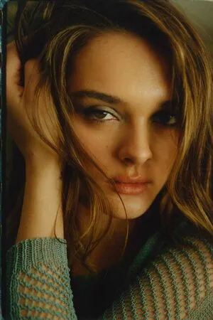 Charlotte Lawrence OnlyFans Leaked Free Thumbnail Picture - #sr4m7bZUBv