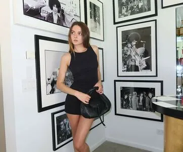 Charlotte Lawrence OnlyFans Leaked Free Thumbnail Picture - #uHSY7BuH3x