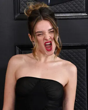 Charlotte Lawrence OnlyFans Leaked Free Thumbnail Picture - #vNnTCNj8Vw