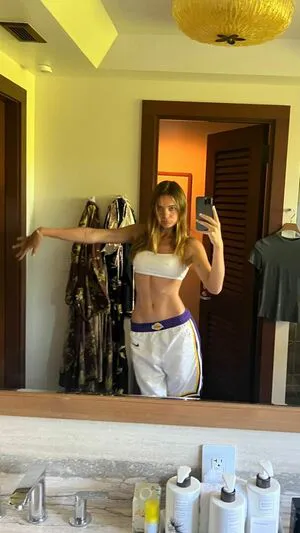 Charlotte Lawrence OnlyFans Leaked Free Thumbnail Picture - #vrEDsWLuE3
