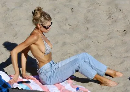 Charlotte McKinney OnlyFans Leaked Free Thumbnail Picture - #i5cns59dZ7
