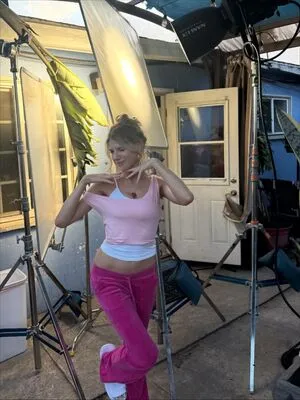 Charlotte McKinney OnlyFans Leaked Free Thumbnail Picture - #lbsEMO8bBz