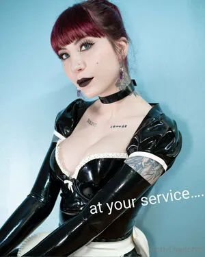 Charlotte Sartre OnlyFans Leaked Free Thumbnail Picture - #3vipAjsd3o