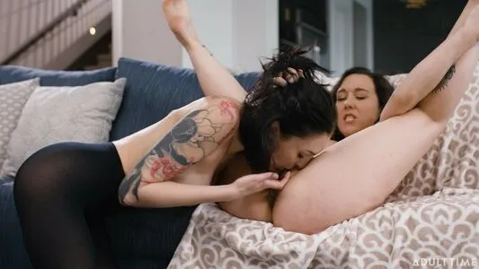 Charlotte Sins OnlyFans Leaked Free Thumbnail Picture - #HZzlsMfWeP