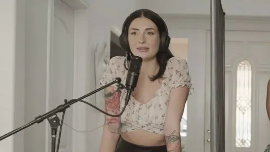 Charlotte Sins OnlyFans Leaked Free Thumbnail Picture - #btLceyOOAf