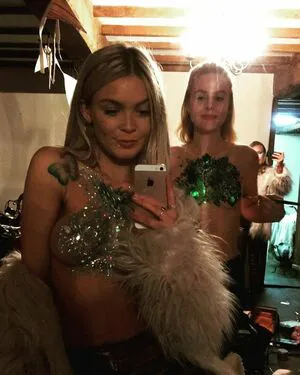 Charlotte Summers OnlyFans Leaked Free Thumbnail Picture - #NzQ6NXW54a