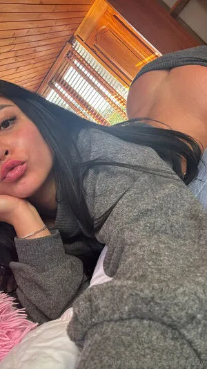 Charlotte19y OnlyFans Leaked Free Thumbnail Picture - #2Kp2TsNvvj