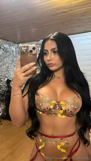Charlotte19y OnlyFans Leaked Free Thumbnail Picture - #eBCckTKCCh