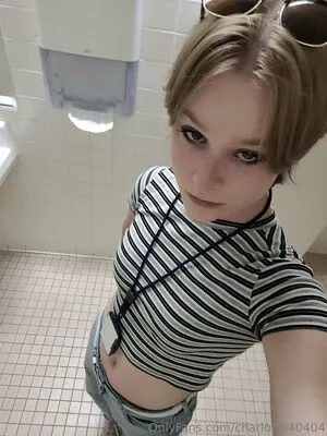 Charlotte40404 OnlyFans Leaked Free Thumbnail Picture - #DBfNFaT1aa