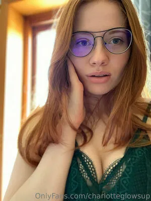 Charlotteglowsup OnlyFans Leaked Free Thumbnail Picture - #n2jZWSdAbw