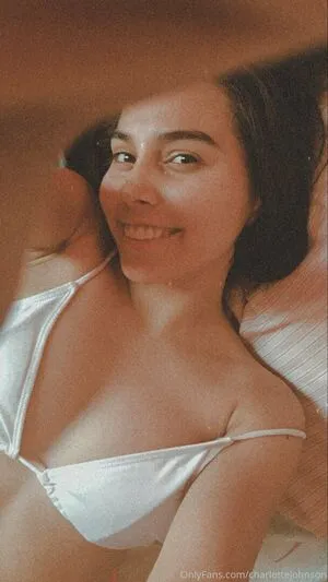 Charlottejohnsonn OnlyFans Leaked Free Thumbnail Picture - #FEXnG6Kyvm