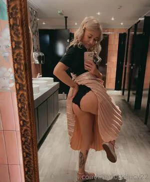 Charlottelucy22 OnlyFans Leaked Free Thumbnail Picture - #EyoDthaMw9