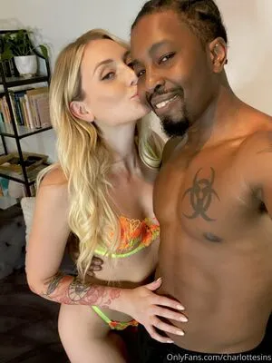 Charlottesins OnlyFans Leaked Free Thumbnail Picture - #LercudUDj0