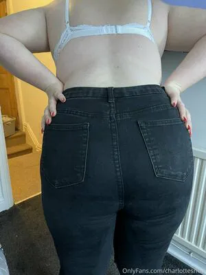 Charlottesnow OnlyFans Leaked Free Thumbnail Picture - #dMed8BerfK
