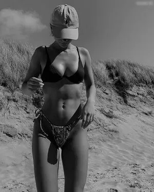 Charlottesylt OnlyFans Leaked Free Thumbnail Picture - #cdPDz9kXVI
