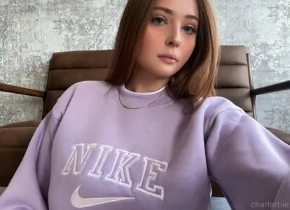 Charlottiefree OnlyFans Leaked Free Thumbnail Picture - #MB00KVXMUS