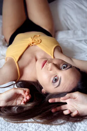Charmmodels OnlyFans Leaked Free Thumbnail Picture - #Aaqm2sK8Qf