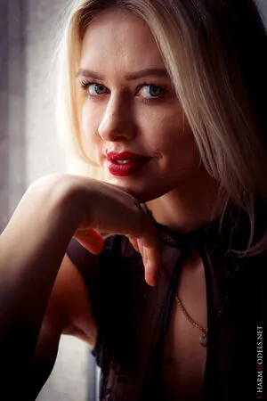 Charmmodels OnlyFans Leaked Free Thumbnail Picture - #AxZtnEVEBR