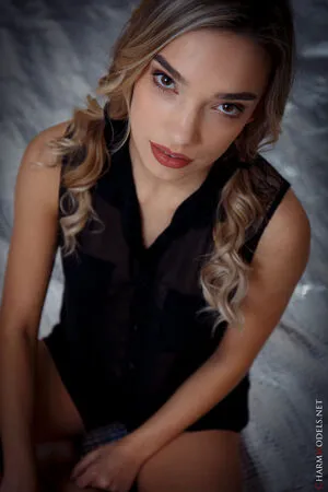 Charmmodels OnlyFans Leaked Free Thumbnail Picture - #BUfpO4hgOL