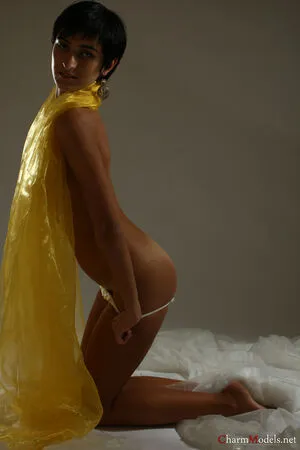 Charmmodels OnlyFans Leaked Free Thumbnail Picture - #Q6LTzC3SMP