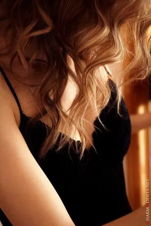 Charmmodels OnlyFans Leaked Free Thumbnail Picture - #TtsCqXduEX