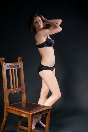 Charmmodels OnlyFans Leaked Free Thumbnail Picture - #augGuGldjv