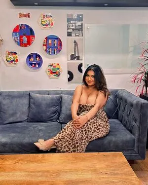 Charu S OnlyFans Leaked Free Thumbnail Picture - #32MScVBfNX