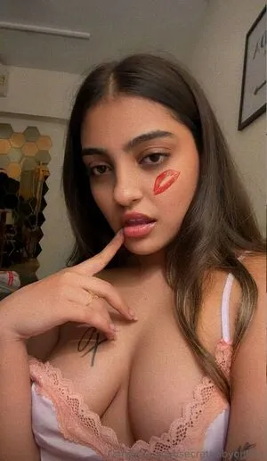 Charvi Bhatt OnlyFans Leaked Free Thumbnail Picture - #DAOdlF1c9e