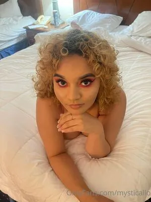 Chasinggcrystal OnlyFans Leaked Free Thumbnail Picture - #3RkJrUIXYO