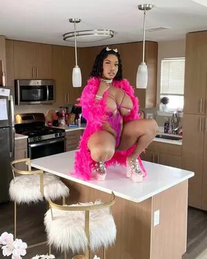 Chawanda Love OnlyFans Leaked Free Thumbnail Picture - #whgIkqstud
