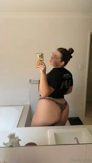 Cheeky Yelofree OnlyFans Leaked Free Thumbnail Picture - #6X3CRWQxjf