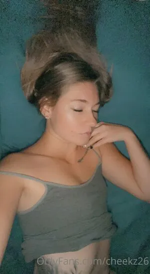 Cheekz26 OnlyFans Leaked Free Thumbnail Picture - #4tiinlOLNr