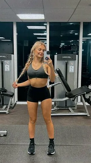 Cheerleaderkait OnlyFans Leaked Free Thumbnail Picture - #C4ryBiILIf