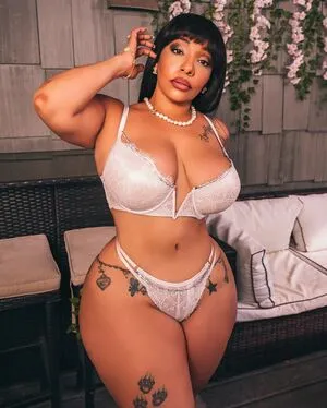 Chelas Way OnlyFans Leaked Free Thumbnail Picture - #haxTK0qsxn